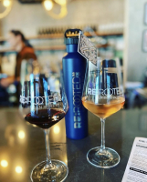 ReRooted 210 Wine Growler